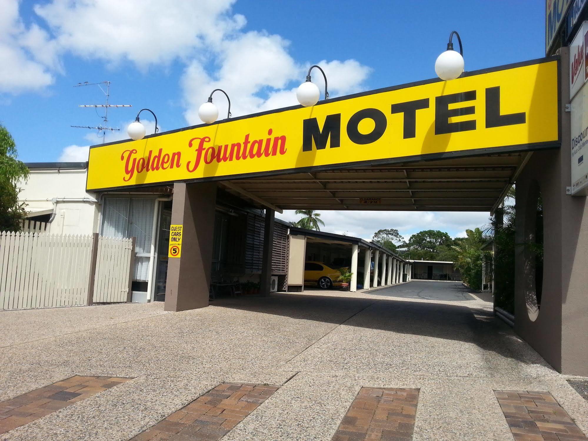 רוקהמפטון Golden Fountain Motel מראה חיצוני תמונה