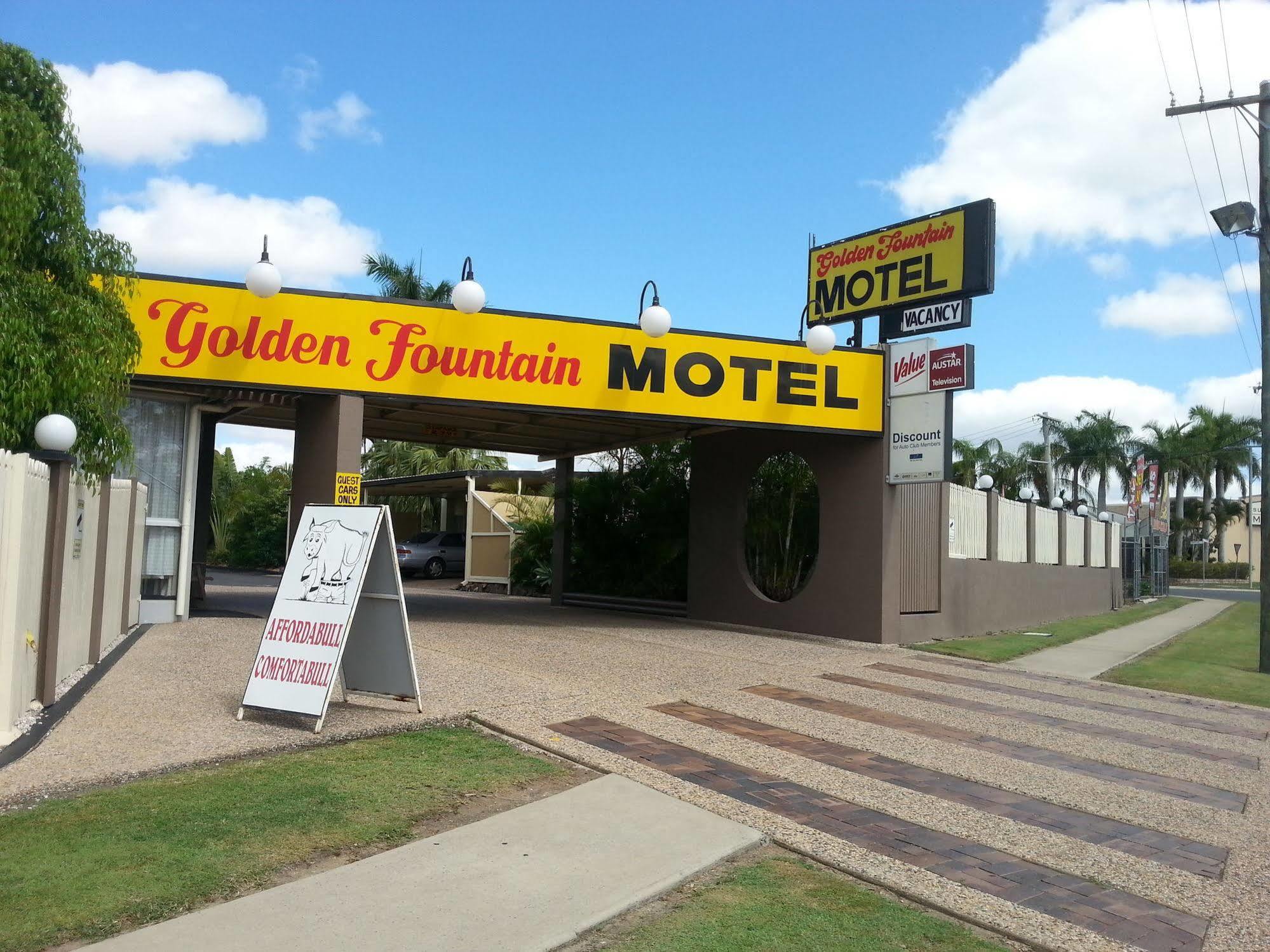 רוקהמפטון Golden Fountain Motel מראה חיצוני תמונה